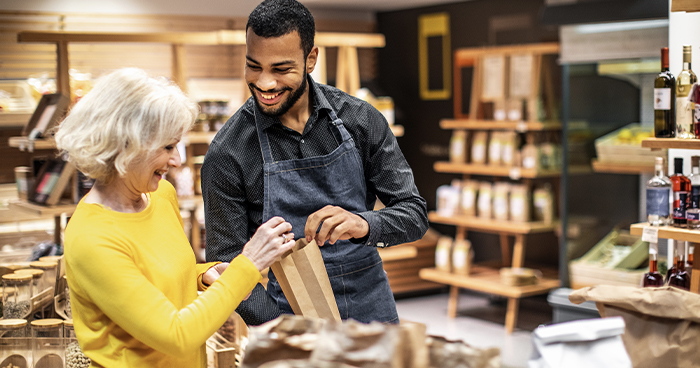 Measuring associate effectiveness for in-store CX using data, AI, and feedback tools